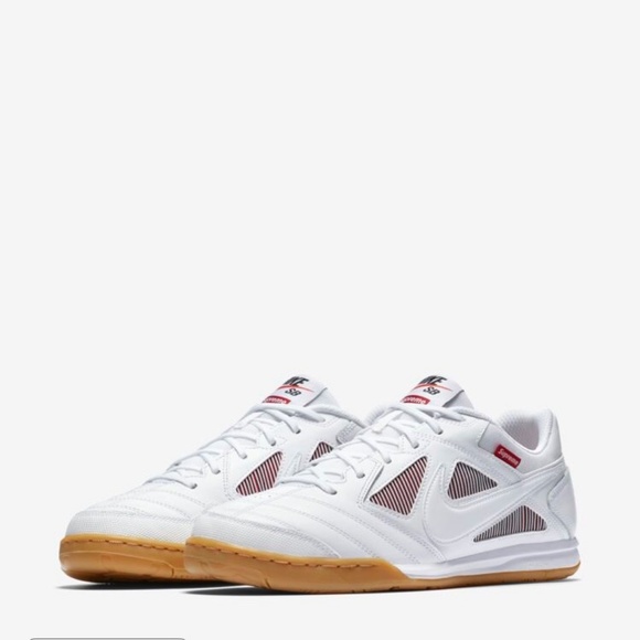 nike x supreme sb gato